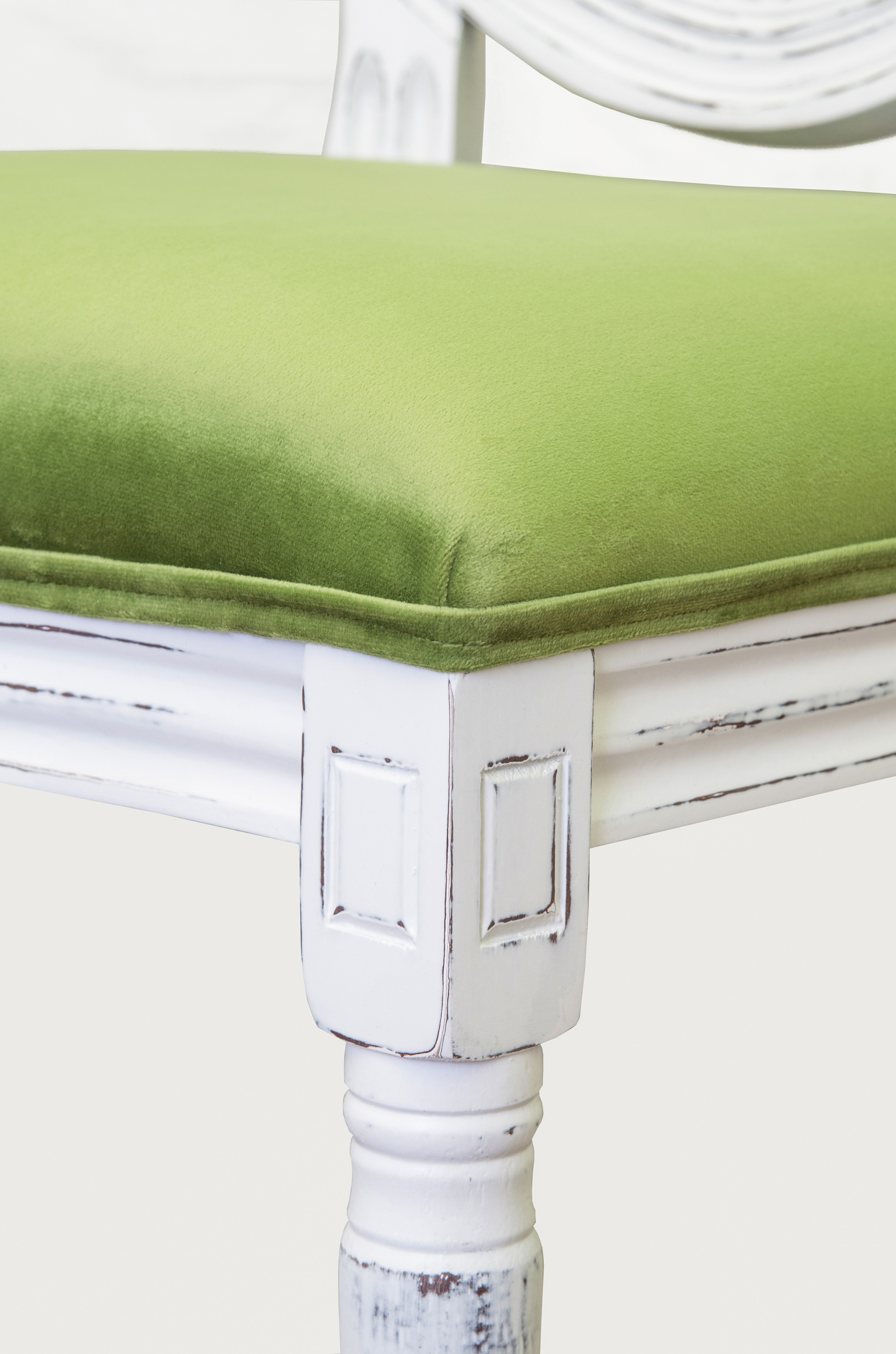 Стул Memos Old Green в интерьере в Москве Стул Memos Old Green в интерьере