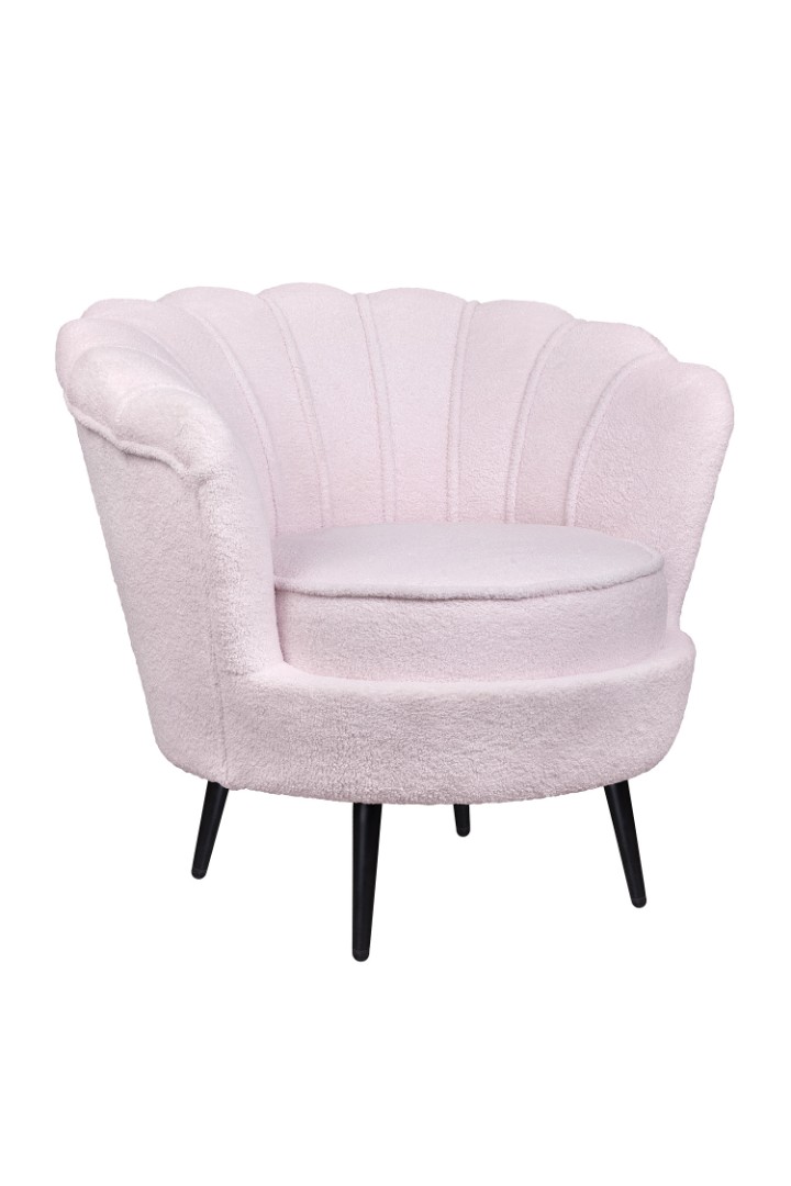 купить Низкое кресло ракушка Pearl Pink Boucle на черных ножках в Москве купить Низкое кресло ракушка Pearl Pink Boucle на черных ножках
