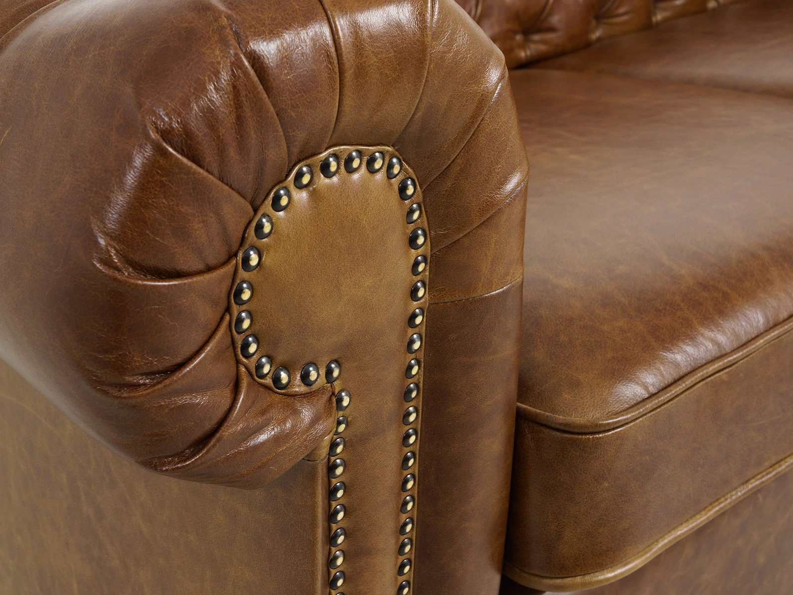 Диван Chesterfield с механизмом трансформации в интернет-магазине в Москве Диван Chesterfield с механизмом трансформации в интернет-магазине