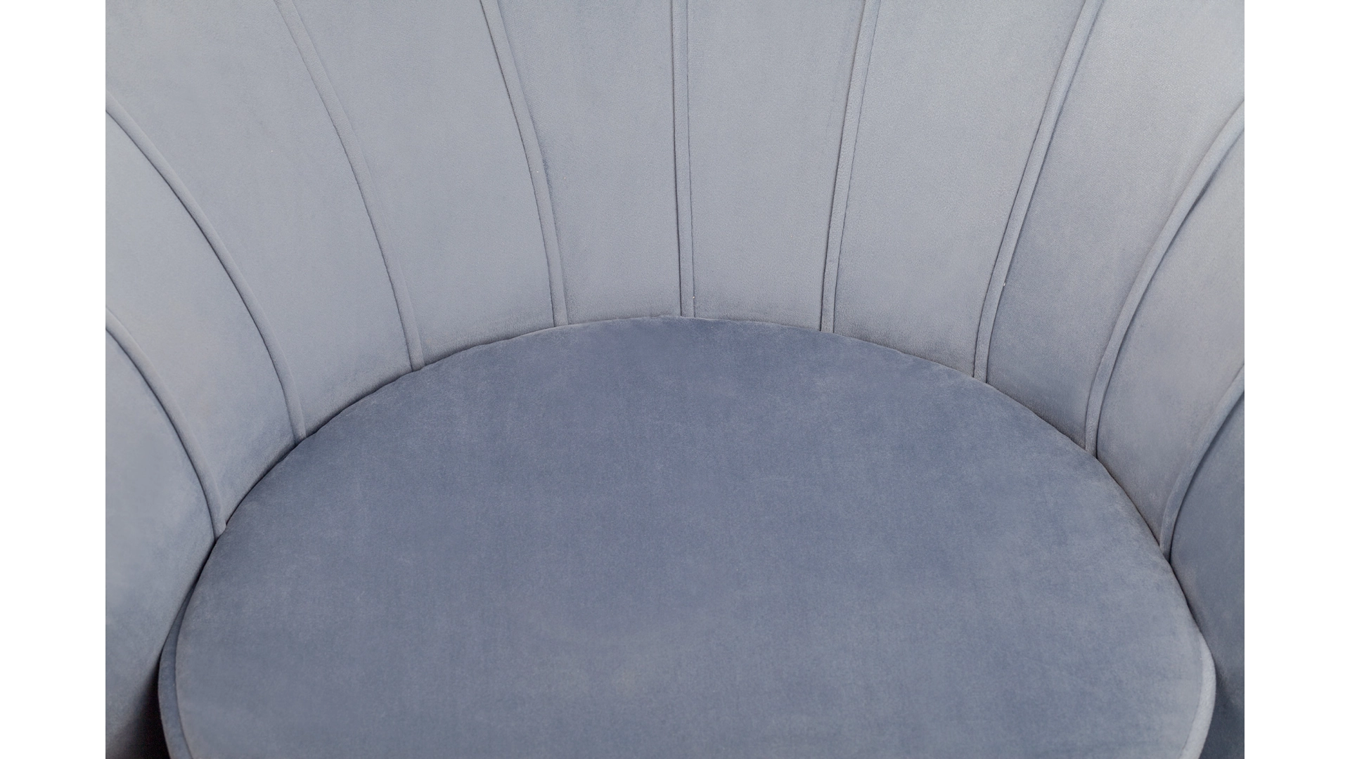 фото Кресло с пуфом ракушка Pearl Sky