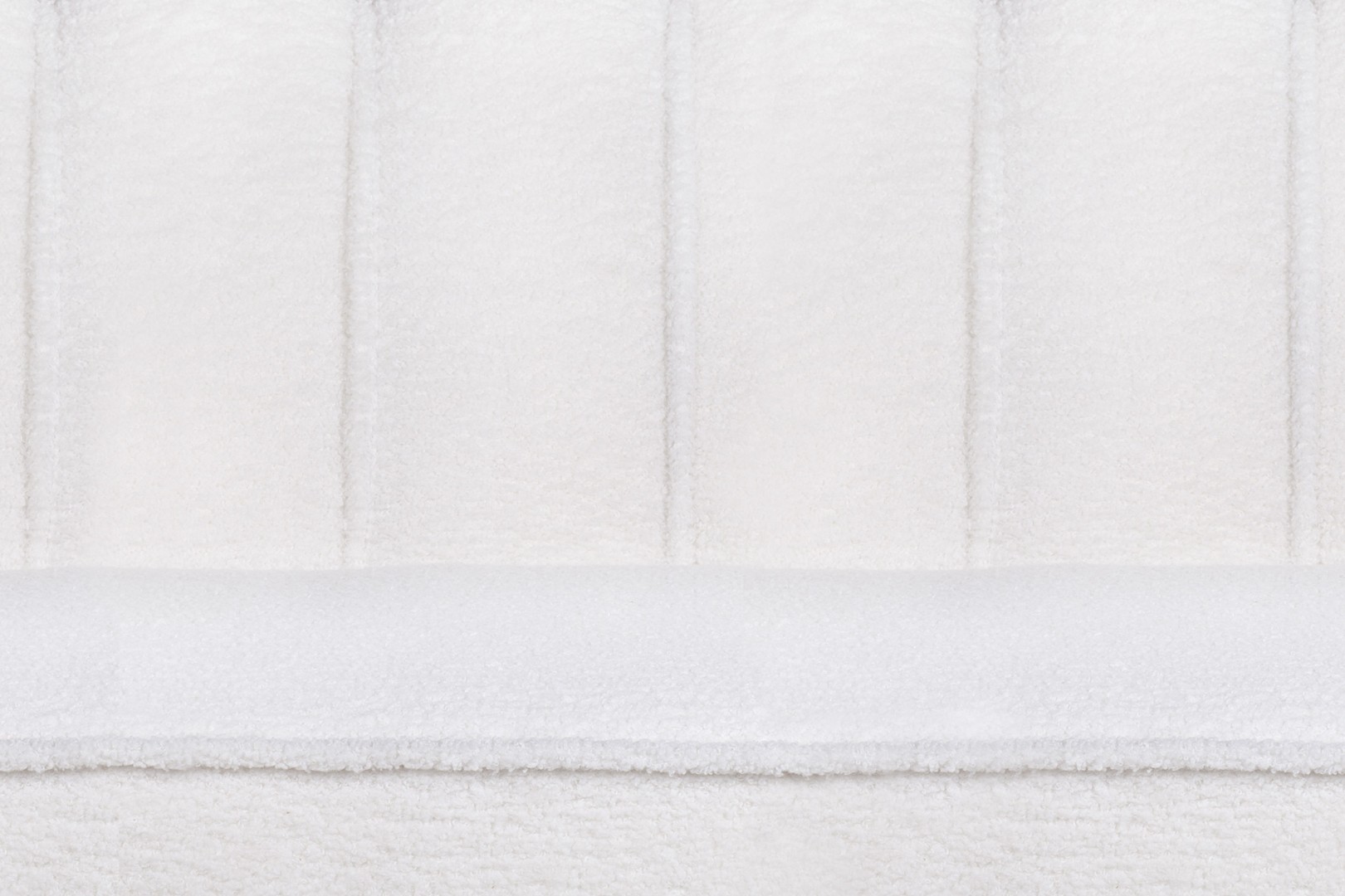 фото Диван ракушка для гостиниц Pearl Triple Boucle на черных ножках в Москве фото Диван ракушка для гостиниц Pearl Triple Boucle на черных ножках