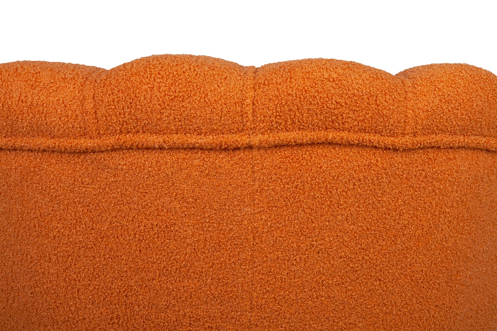 фото Низкое кресло Pearl Orange Boucle в интерьере в Краснодаре