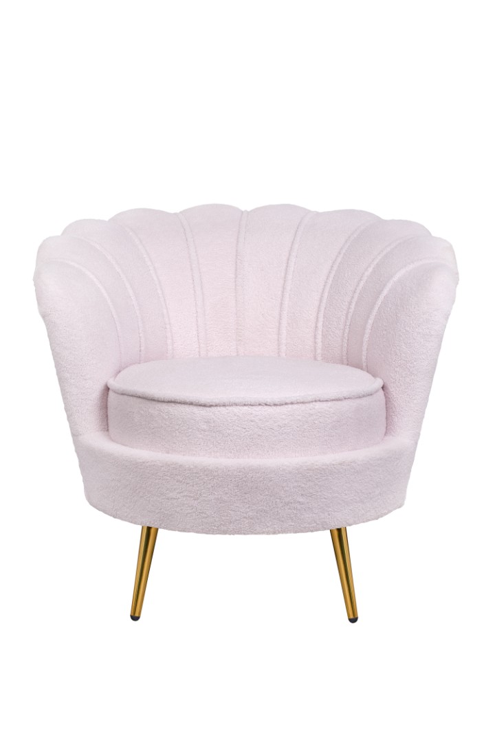 Низкое кресло Pearl Pink Boucle в интерьере в Краснодаре