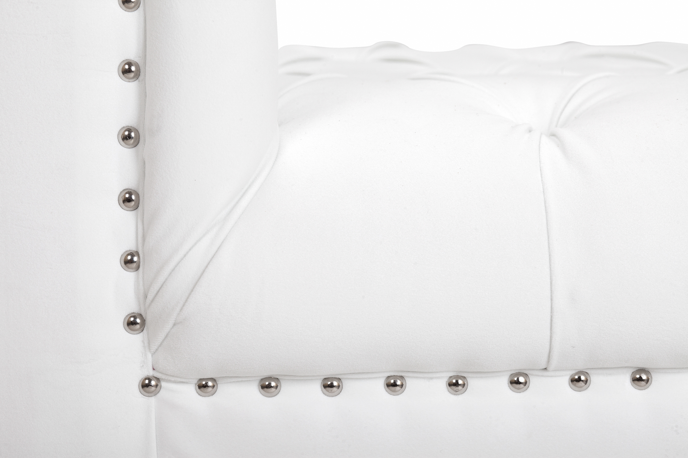 фото Односпальная диван кушетка Bego белая в интерьере