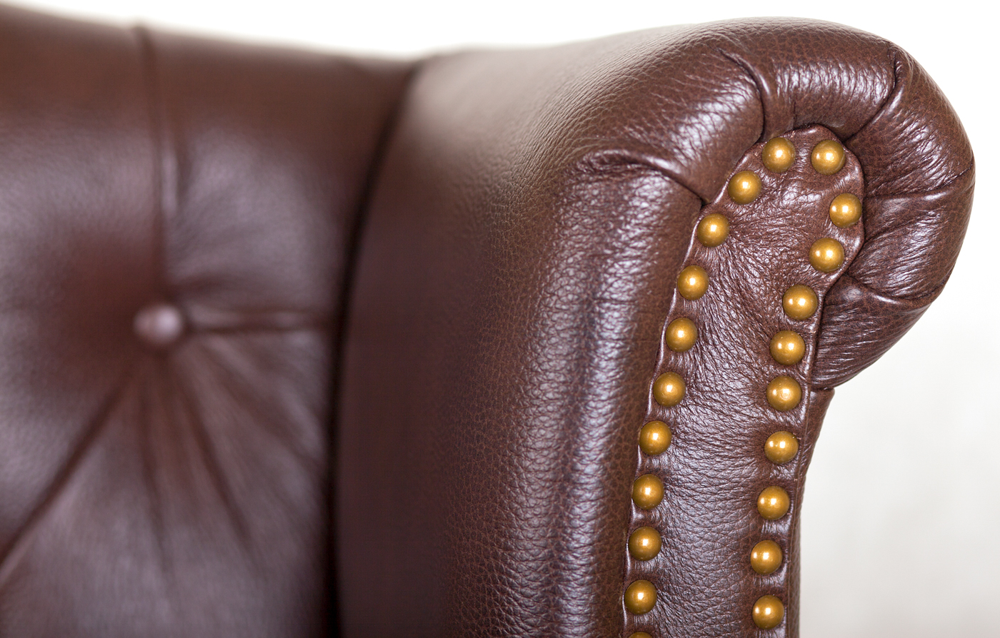 фото Кожаный дизайнерский диван лофт Royal Sofa Brown в интерьере
