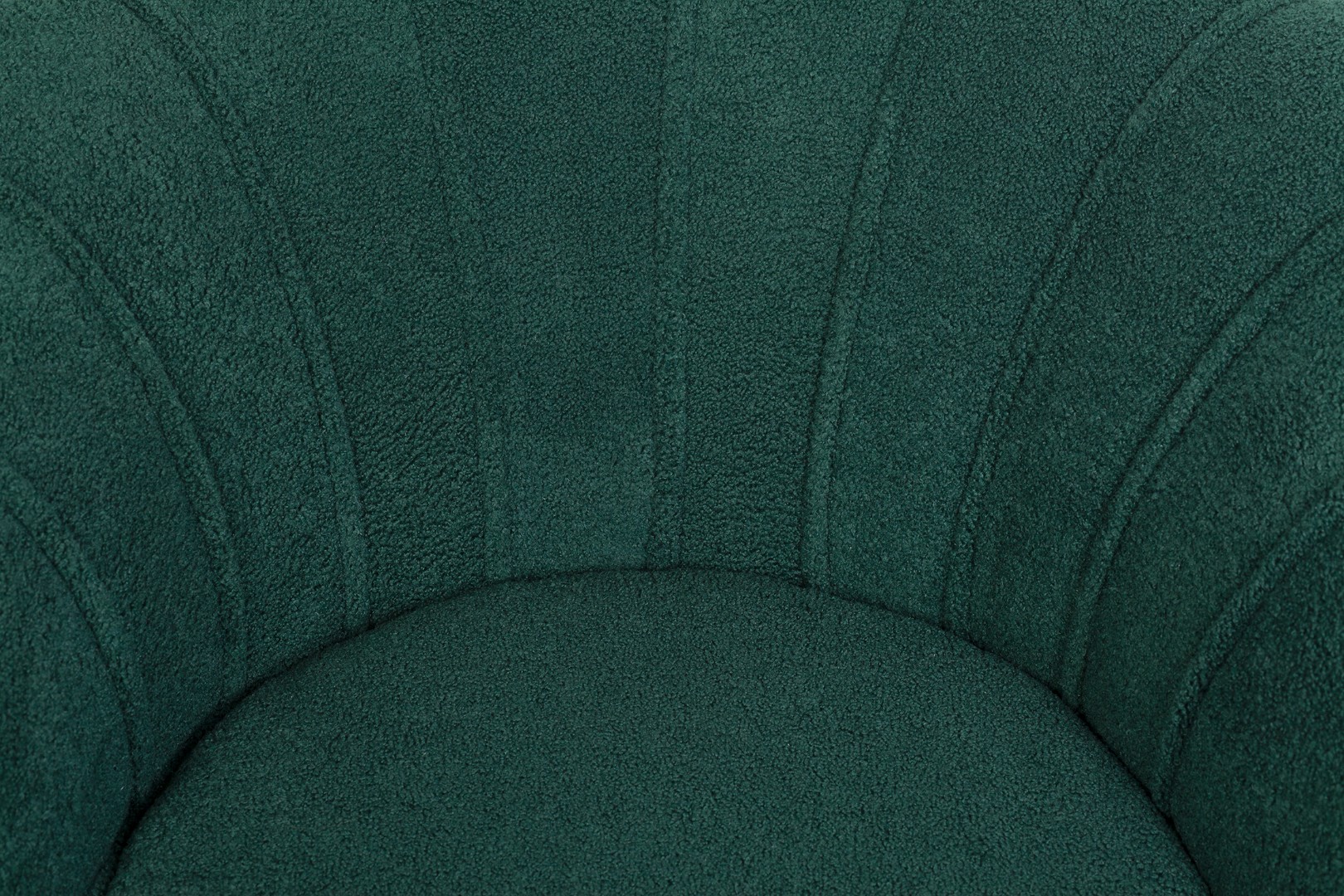 Низкое кресло Pearl Green Boucle в интерьере