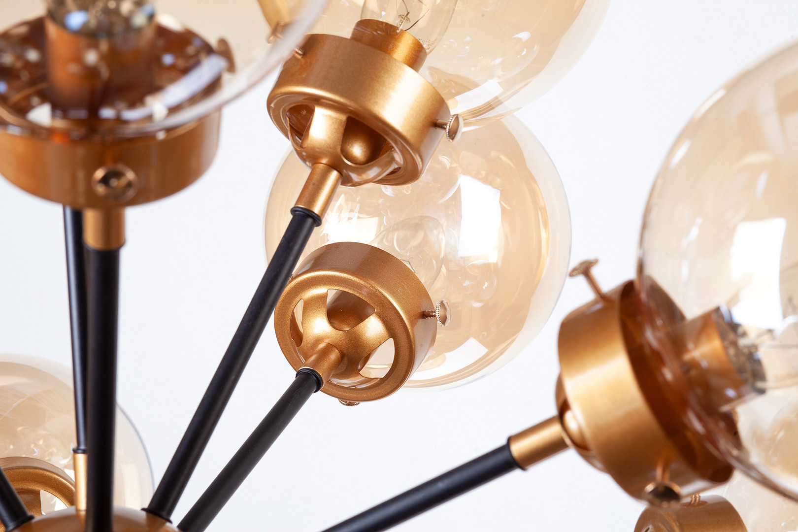 заказать Люстра Bistro Glob 18