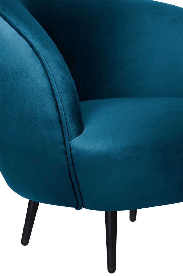 фото Мягкое кресло Small Benee Izumrud на черных ножках