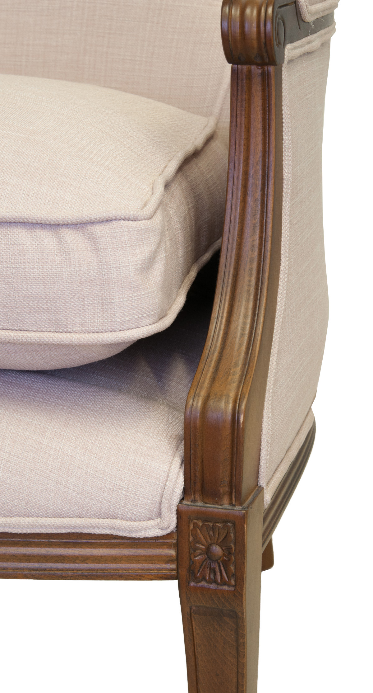 Мягкое полукресло с подлокотниками Tous Beige в интерьере