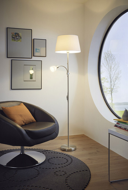 95686 Торшер (напольный светильник) CONESA с лампой для чтения