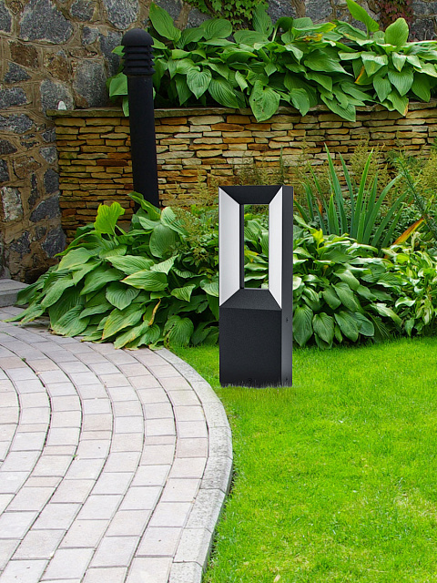 98727 Уличный светодиодный светильник напольный RIFORANO