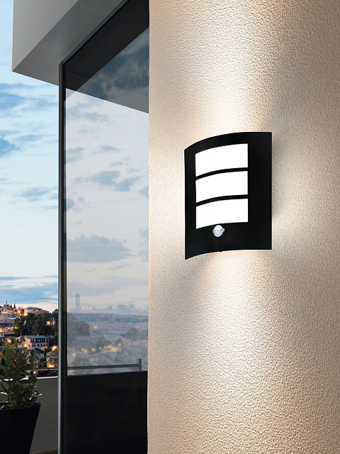 99568 Уличный настенный светильник CITY