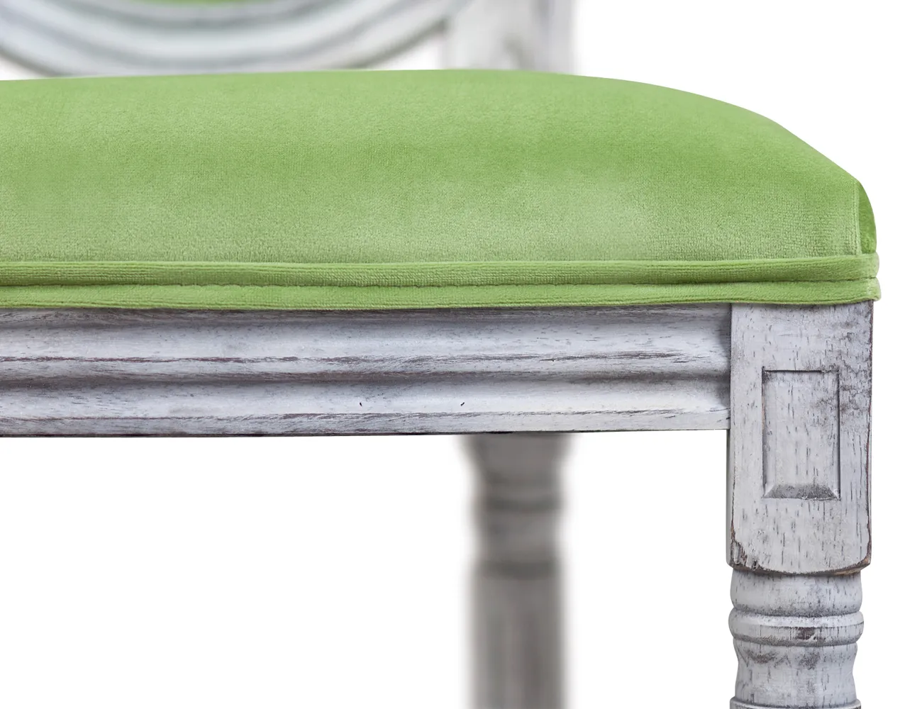 Стул Volker Original Green в интерьере в Москве Стул Volker Original Green в интерьере в Краснодаре