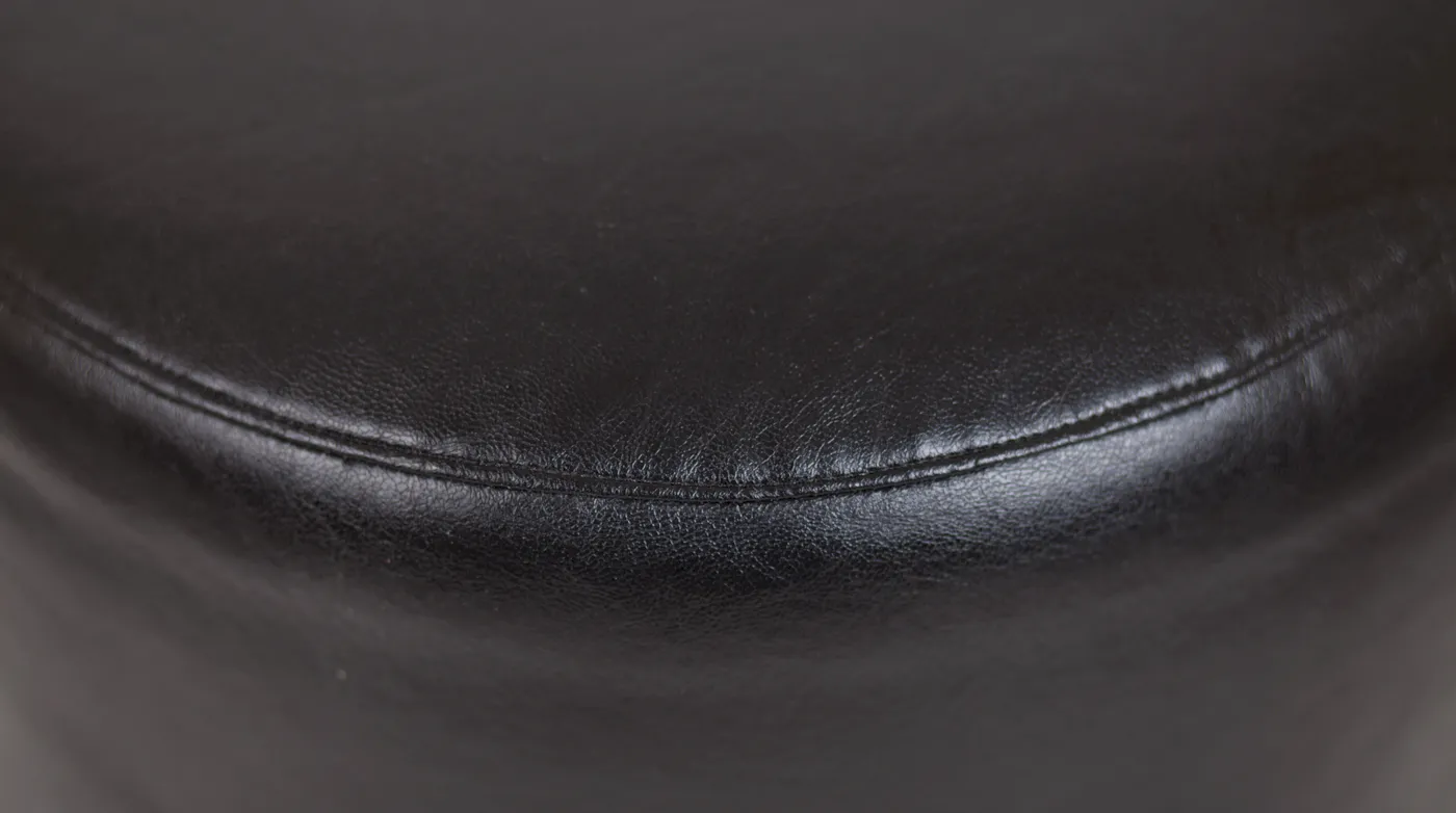 купить Дизайнерский пуф Topper Black в Краснодаре