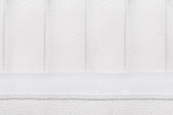 Диван ракушка для гостиниц Pearl Triple Boucle на черных ножках в интернет-магазине в Краснодаре