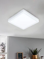 купить 99247 Светодиодный накладной светильник FUEVA 5, 17W (LED), 210х210, H28, 2100lm, 4000K, сталь, белы в Краснодаре