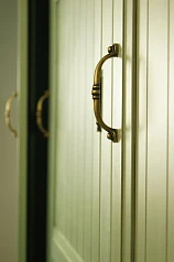фото Трехстворчатый шкаф "Olivia" арт GA2004/3 в интерьере в Краснодаре