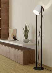 красивые 43429 Торшер HORNWOOD 1 с ножн. выкл., 1х28W (E27), L215, H1395, осн.?230, сталь, дерево, черный/тек на заказ в Краснодаре