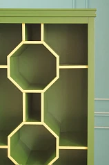 фото Стеллаж "Emerald" арт DSC30ETG в интерьере в Краснодаре