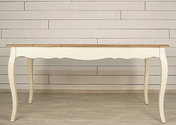 Раскладывающийся обеденный стол 