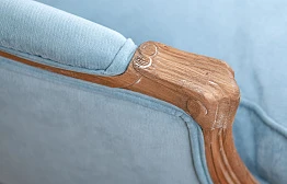 Мягкое полукресло с подлокотниками Aldo Light Blue в интерьере в Краснодаре